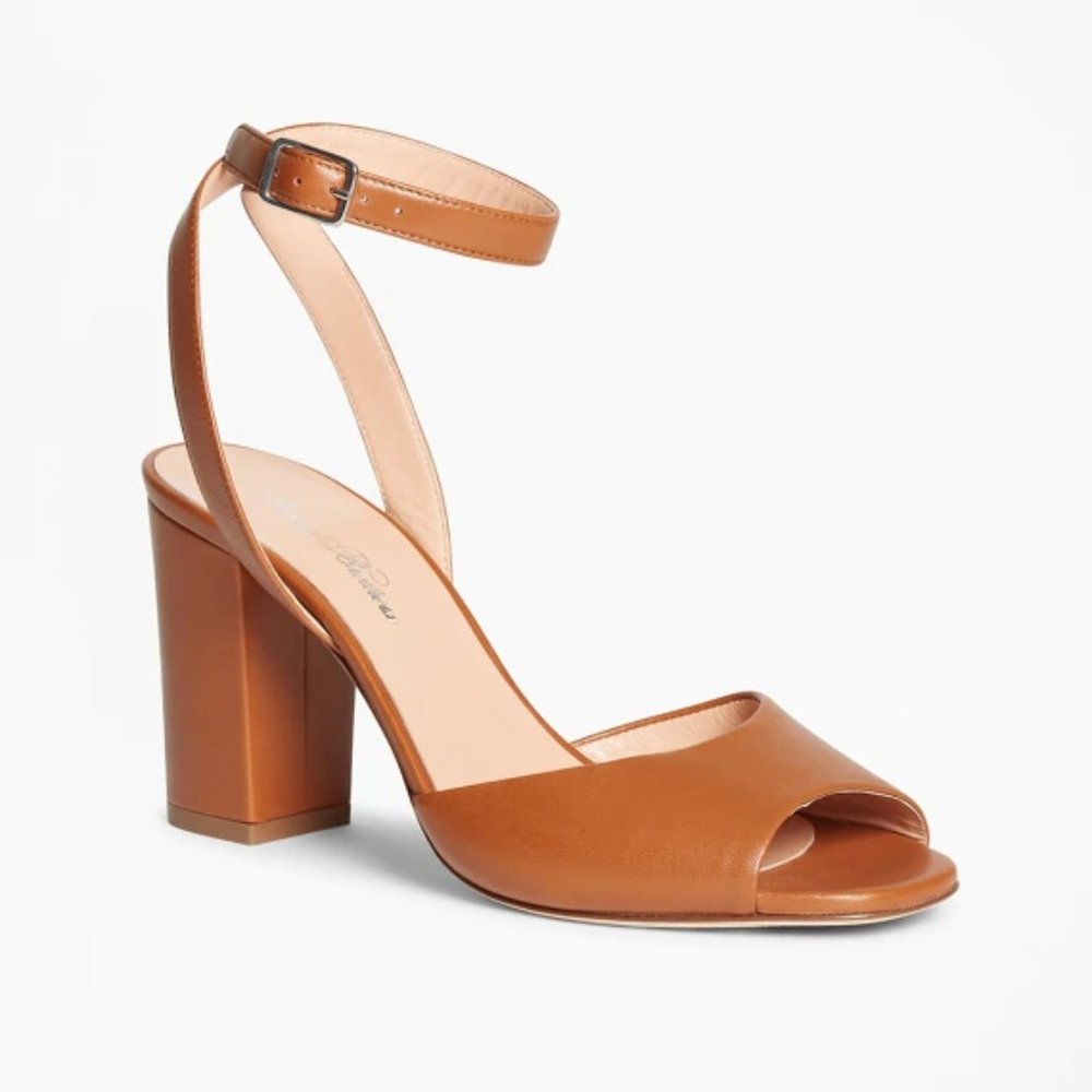 Brooks Brothers Brown Strappy Block Sandals Size 9